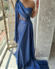 Designer Long Blue A-line One Shoulder Sleeveless Prom Dress