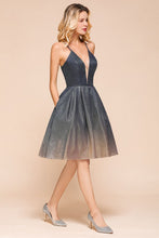 Elagant Spaghetti Straps Bronzing Knee Length Evening Party Dress Deep V-Neck Backless Prom Dress with Pocket