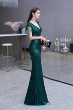Elegant Cap Sleeve Green Sequins Long Prom Dress