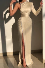 Elegant Ivory One-shoulder Long-Sleeve Sheath Prom Dresses with Sequins