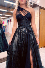 Elegant Long Black One Shoulder A-line Lace Prom Dress With Slit
