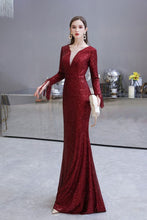Elegant Sequined Burgundy V-Neck Mermaid Cocktail Party Dress Floor Length
