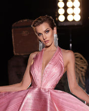 Elegant Short Pink Halter V-neck Sleeveless Prom Dress With Glitter