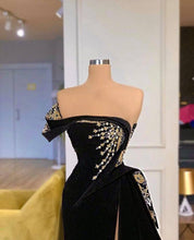 Elegant Strapless Split Front A-line Prom Dress With Beading