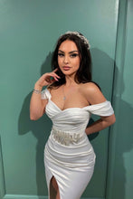 Elegant White Mermaid Off-the-shoulder Sleeveless Prom Dress With Slit