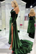 Finnegan | Emerald Sweetheart Long Prom Dress with Attached Train