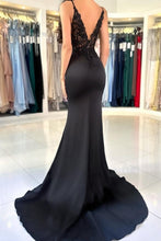 Glamorous Long Mermaid V-neck Spaghetti Straps Lace Prom Dress with Slit