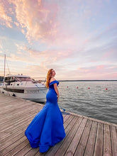 Gorgeous Mermaid Satin Ruffles Off-the-Shoulder Sleeveless Prom Dresses