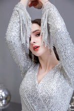 Gorgeous Sequins Long Sleeve V-Neck Mermaid Evening Gowns