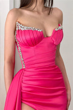 Gorgeous Sleeveless Sequined A-line Split Front Prom Dress