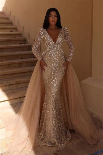 Gorgeous V-Neck Floral Mermaid Long Sleeves Wedding Dress with Detachable Train