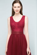 Lace Top Burgundy A-line Scoop Long Sleevless Tulle Prom Dresses