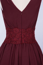 Lace V-Neck Sleeveless Mini Bridesmaid Dresses A-line Chiffon Homecoming Dress