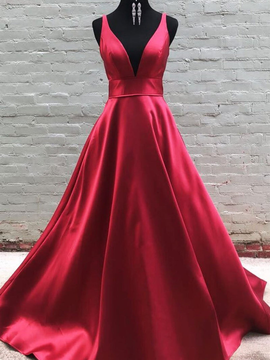 Long A Line V Neck Prom Dresses Satin Formal Evening Gowns