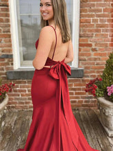Long Mermaid V-neck Satin Prom Dress Burgundy Open Back Formal Evening Gowns