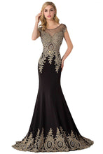 Mermaid Court Train Chiffon Evening Dress with Appliques