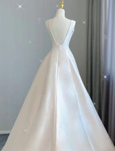 Reception Casual Wedding Dresses A-Line V Neck Sleeveless Court Train Satin Bridal Gowns With Bow(s) Pleats