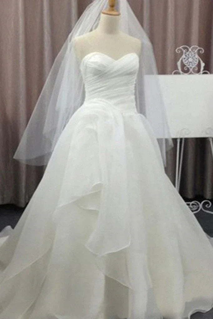 A-line Sweetheart Chiffon Simple Wedding Dresses