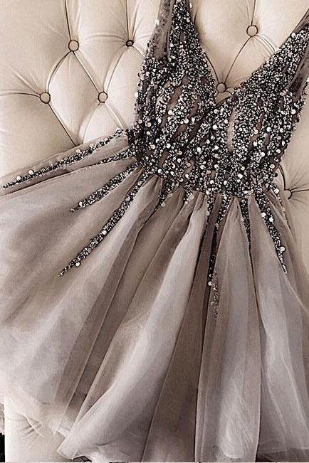 Sequins Beaded V-neck Tulle Short Prom Dresses Gray Homecoming Dresses PD336