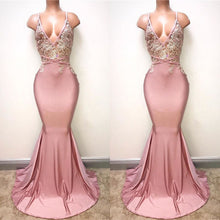 Sexy Lace-Appliques Sleeveless Mermaid Spaghettis-Strap Evening Gowns