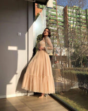 Short A-line Bateau Sequins Tea-length Tulle Prom Dresses with Sleeves