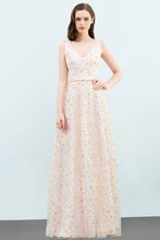 Sleeveless Long A-line V-neck Appliqued Tulle Prom Dresses