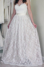 A line Sweetheart Lace Neckline Strapless Wedding Dresses