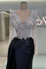 Vintage Column Satin Lace V-Neck Long Sleeve Black Prom Dress With Beading