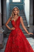 Vintage Red V-Neck Sleeveless A-Line Tulle Prom Dresses with Applique