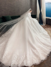 Engagement Formal Wedding Dresses Ball Gown Illusion Neck Long Sleeve Cathedral Train Lace Bridal Gowns With Pleats Appliques