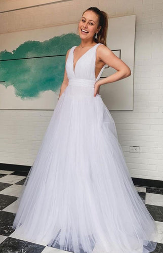 White Tulle V Neck A line Long Prom Formal Dresses GJS372