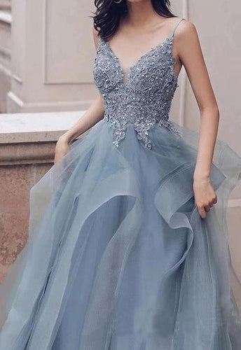 A-line V-neck Tulle Appliques Long Prom Dress Formal Evening Gowns JKQ132