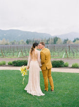 Sparkly Long Sleeve V-neck Wedding Dress Backless A Line Stunning Wedding Dress Bridal Gown YSQ1465