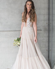 A-Line Embroidery Appliques V-neck Bohemain Wedding Dress JKZ6304|Annapromdress
