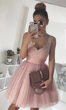 2017 Homecoming Dress Tulle Straps Appliques Short Prom Dress Party Dress JKS029