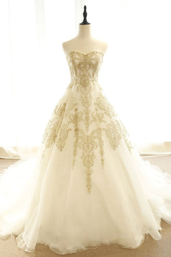 Sweetheart Champagne Tulle Appliques Wedding Dress with Court Train JKT326