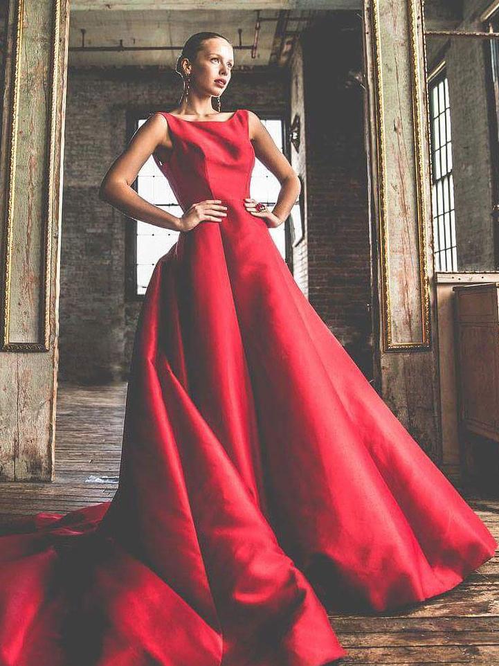 Cherry Red Sweep/Brush Train V-Neck Prom Dresses main image 1