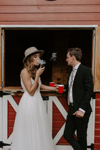Exquisite Tulle V-Neck Sweep Train A-Line Bohemian Wedding Dress Gown Open Back AN2302|Annapromdress