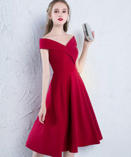2017 Homecoming Dress Off-the-shoulder Red Short Prom Dress Party Dress JK095