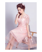 Beautiful Homecoming Dress A-line Knee-length Short Lace Prom Dress Chic Party Dress JK500