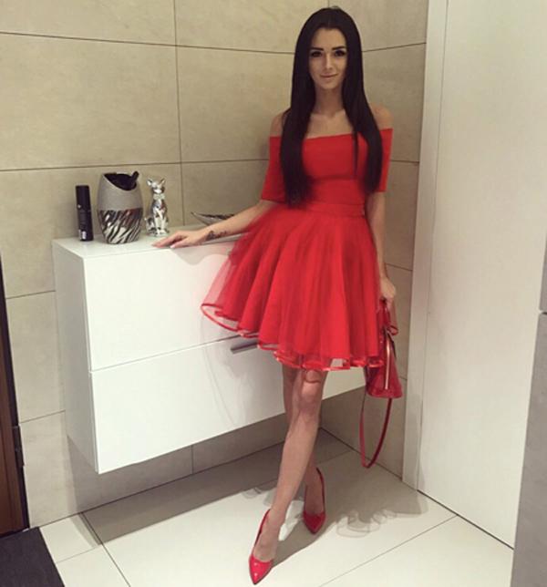 Red Homecoming Dress Little Black Dress A-line Off-the-shoulder Short Anna PromDress Red Homecoming Dress Little Black Dress A-line Off-the-shoulder Short Anna PromDress