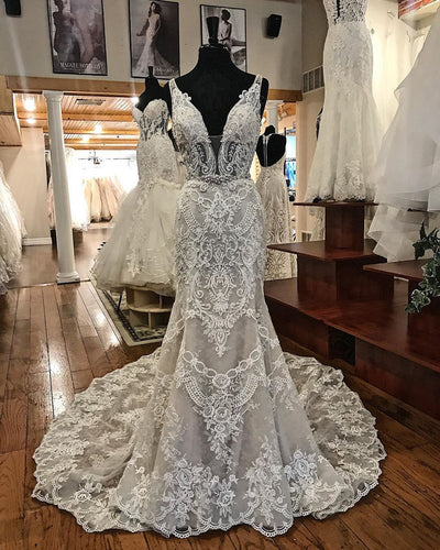 Chic Lace V-Neck Appliuqes Mermaid Wedding Dress Bridal Gowns JKD2004|Annapromdress