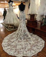 Chic Lace V-Neck Appliuqes Mermaid Wedding Dress Bridal Gowns JKD2004|Annapromdress