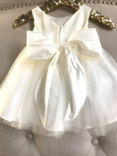 2017 Flower Girl Dresses Cute Ivory Pink Bowknot Beading Tulle JKF018