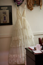 Vintage Prom Dresses Straps A-line Floor-length Backless Lace Ivory Prom Dress JKL1202|Annapromdress