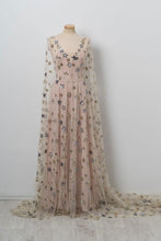 Sparkly Prom Dresses V-neck A-line Sweep Train Lace Prom Dress Long Evening Dress JKL1226|Annapromdress