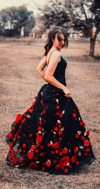 Black Prom Dresses Spaghetti Straps Red Flowers Long Prom Dress