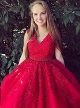 Red Prom Dresses V-neck Aline Long Appliques Sweep Train Sparkly Prom Dress JKL1447|Annapromdress