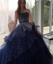 Luxury Prom Dresses Sweetheart Sweep/Brush Train Sequins Sexy Prom Dress/Evening Dress JKL355