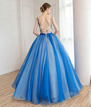 Chic Prom Dresses V-neck Floor-length Lace Sexy Prom Dress/Evening Dress JKL386